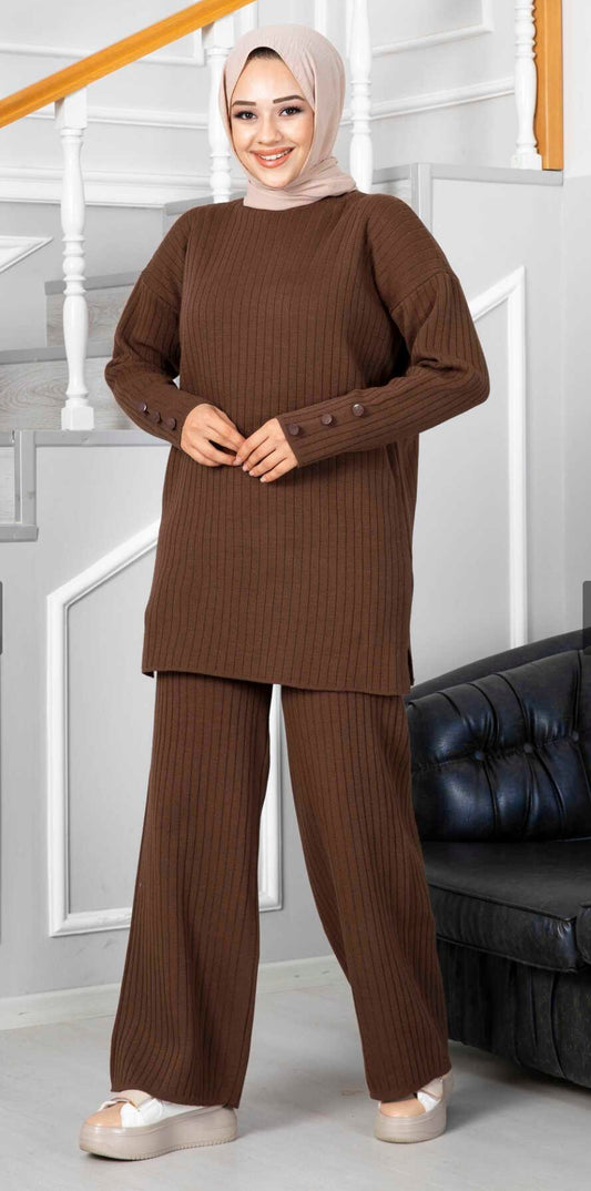 HC Two piece button detail knitwear set -brown