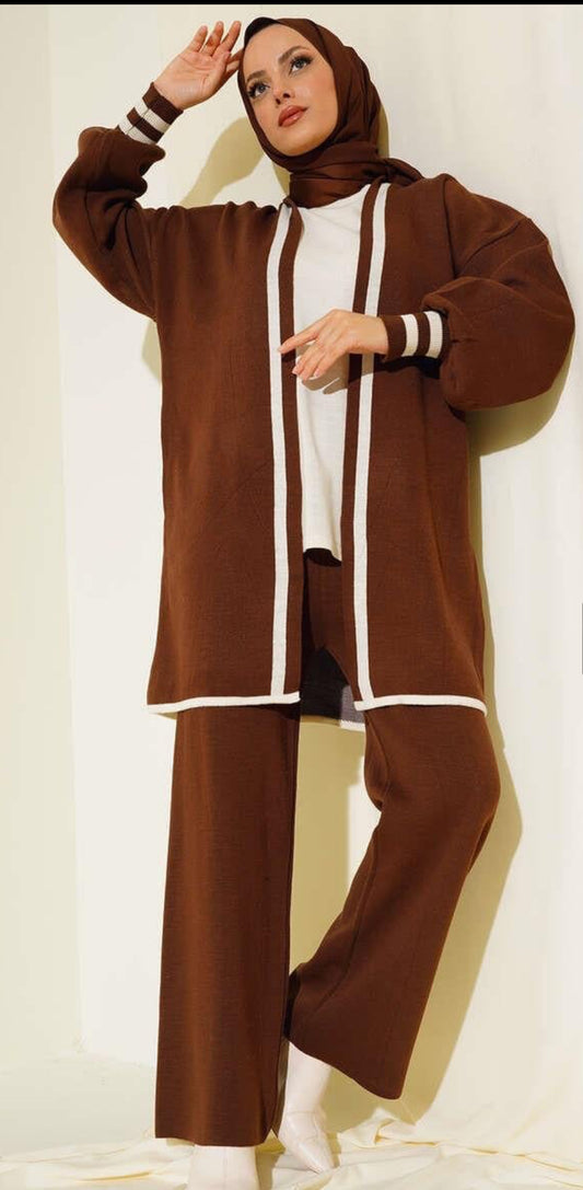 HC Three piece knitwear set -chocolate