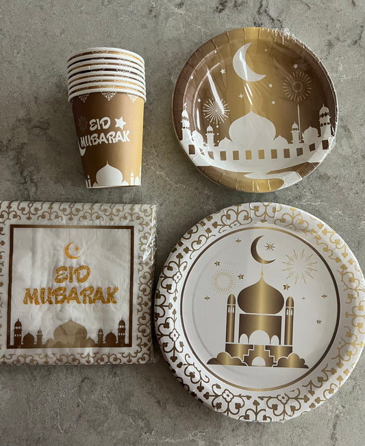 Eid Mubarak disposible set -gold & white (32 pieces)